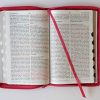 Biblia Reina Valera 1960 letra grande. Símil piel fucsia, cremallera, índice, ma nual / Spanish Bible RVR 1960. Handy Size, Large Print, Leathersoft - Imagen 5